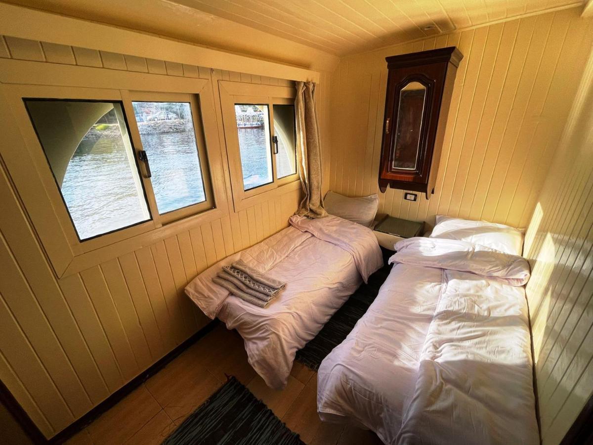 Ботель Floating Hotel- Happy Nile Boat *